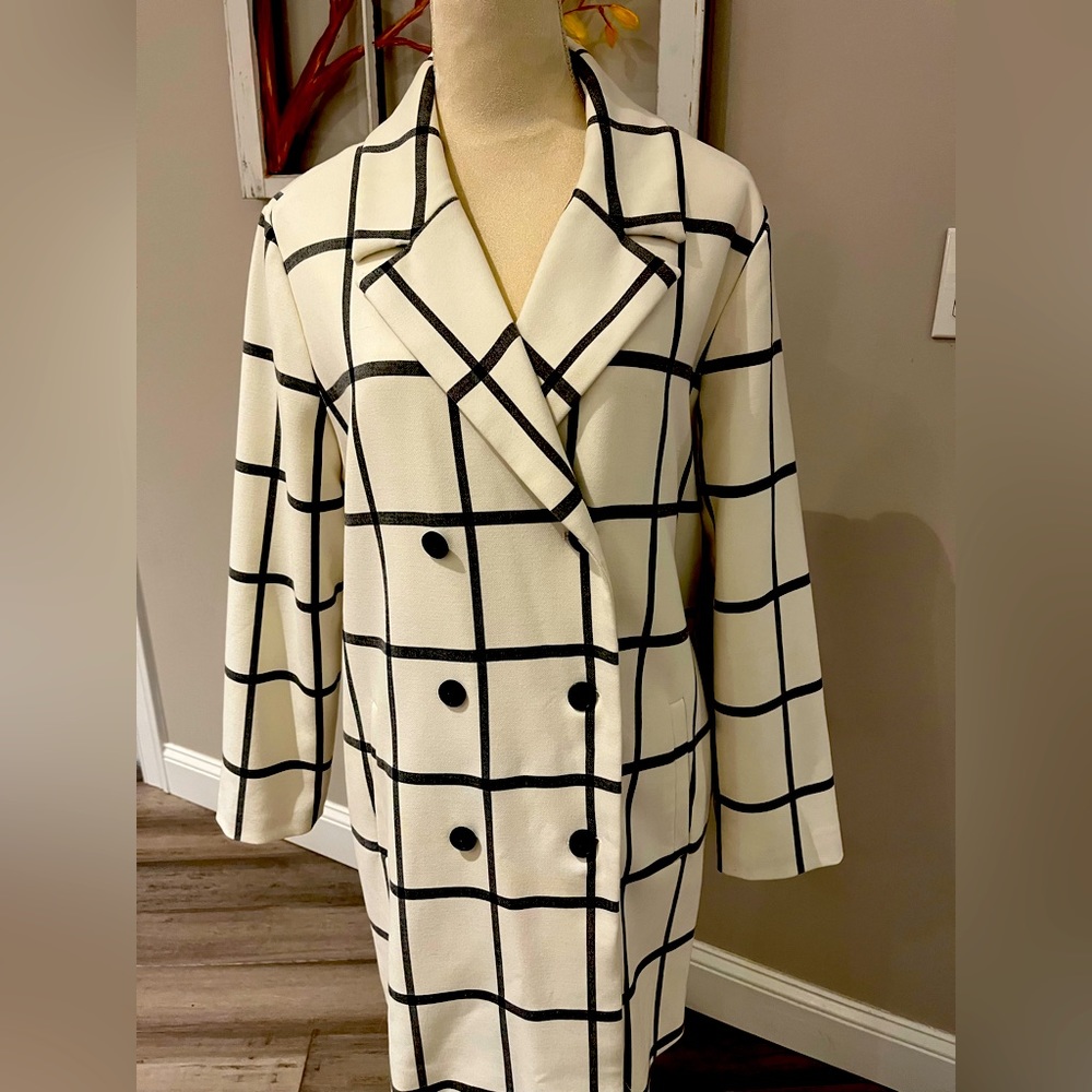 Cupcakes & Cashmere - Plaid Jacket - Size M
